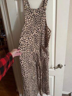 HEIMISH USA Beige and Black Leopard-Print Jumpsuit L/XL (1X but runs smaller)